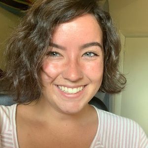 Meet your Posher, Devan